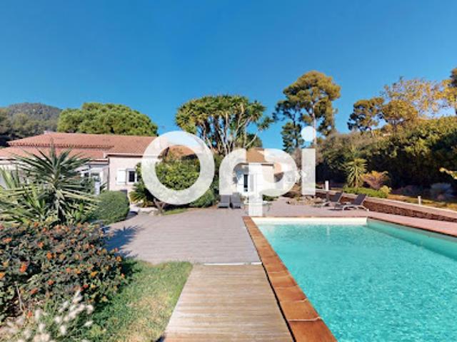 Villa vente à Arrondissement de Toulon, Carqueiranne