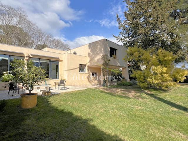 Villa vente à France métropolitaine, Nîmes