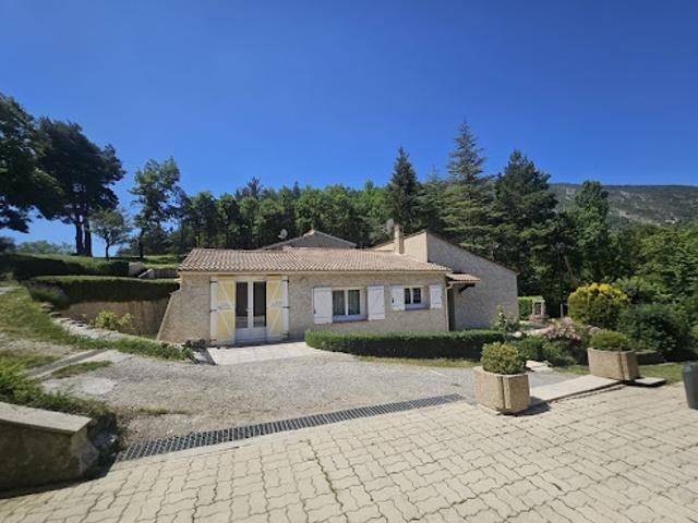 Villa vente à Éoulx, Castellane