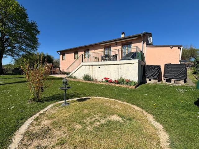 Villa vente à Bourg-en-Bresse, Montrevel-en-bresse