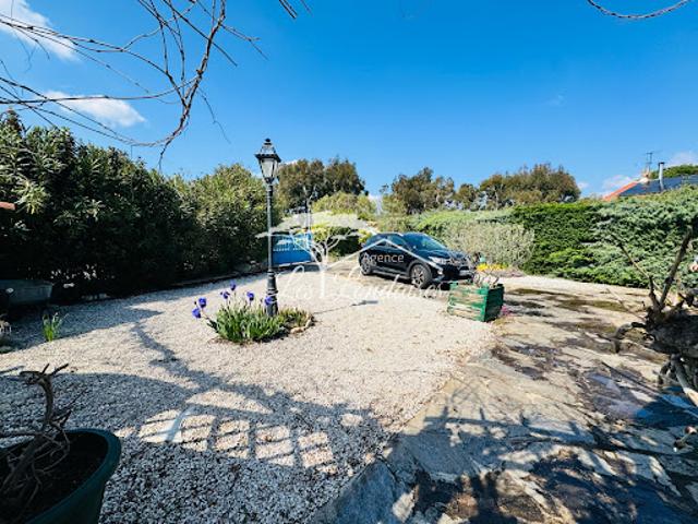 Villa vente à Arrondissement de Toulon, La Londe-les-maures