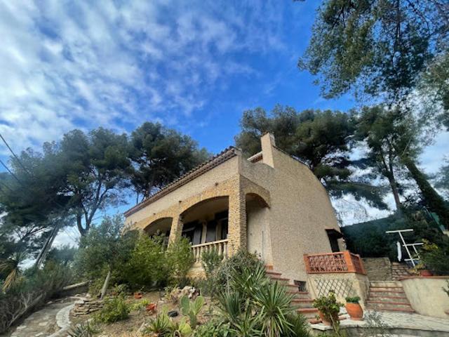 Villa vente à Arrondissement de Toulon, La Seyne-sur-mer