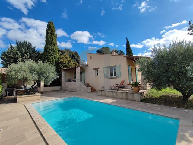 Villa vente à Sainte-cécile-les-vignes