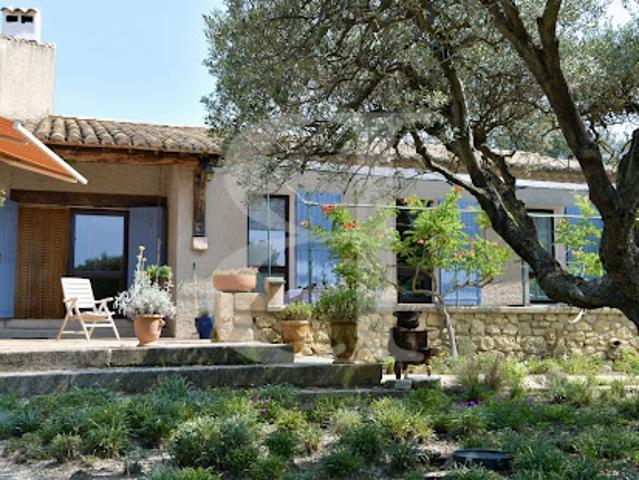 Villa vente à Arles, Aureille