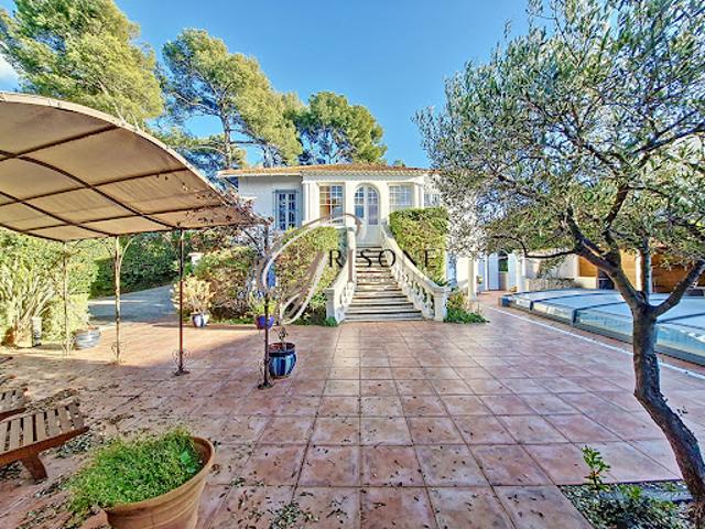 Villa vente à Sanary-sur-mer, Beaucours
