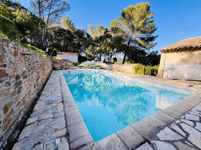Villa vente à Arrondissement de Toulon, La Londe-les-maures
