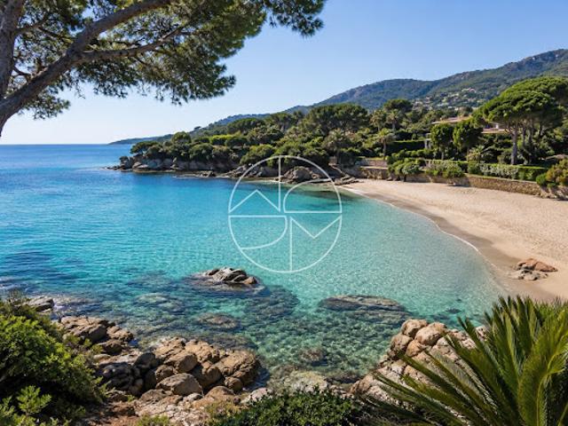 Villa vente à Arrondissement de Toulon, Le Lavandou