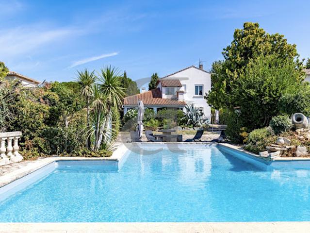 Villa vente à Sainte-cécile-les-vignes