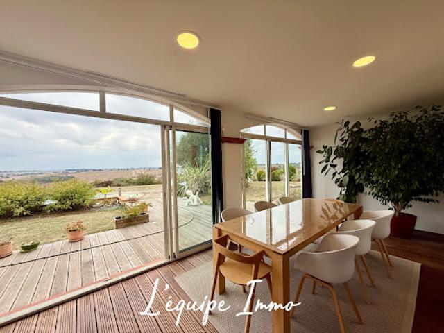 Villa vente à Sous Emblade, L'Isle-Jourdain