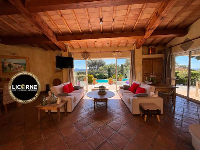 Villa vente à Arrondissement de Toulon, Le Castellet