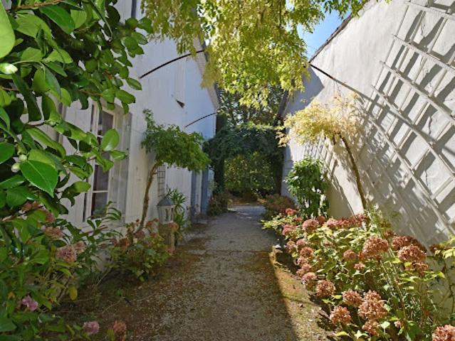 Villa vente à Rochefort, Etaules