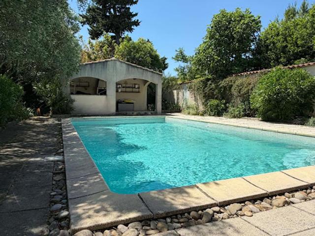 Villa vente à Arles, La Salle Les Alpes