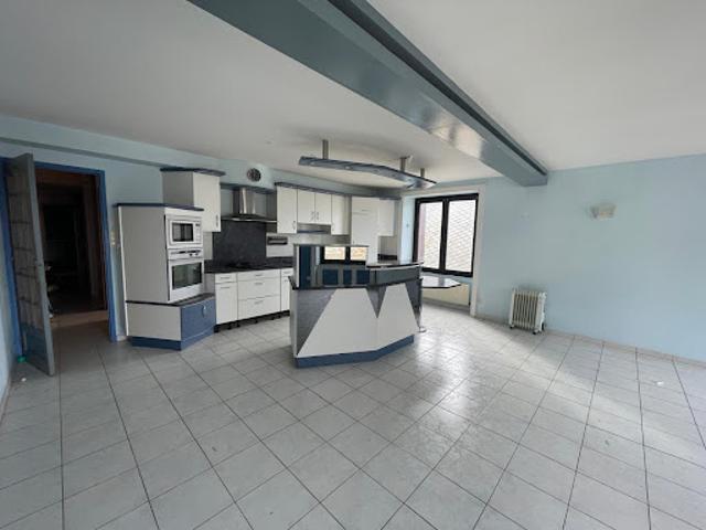 Villa vente à Laval, Saint-cyr-le-gravelais