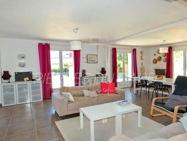 Maison vente à Nîmes, Fontarèches