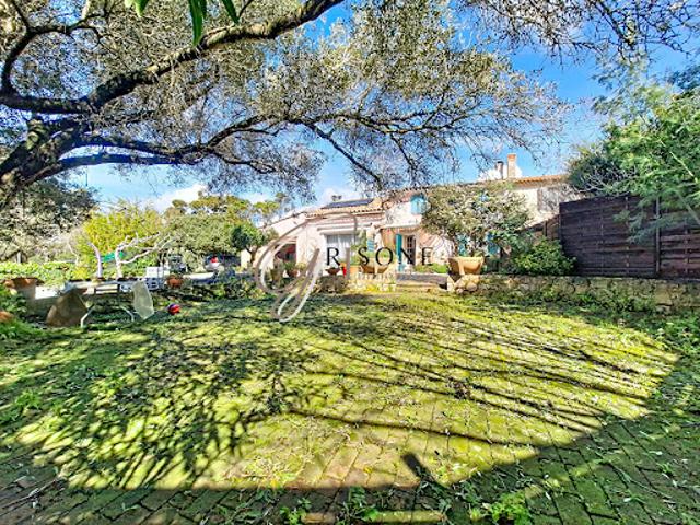 Villa vente à Arrondissement de Toulon, La Seyne-sur-mer