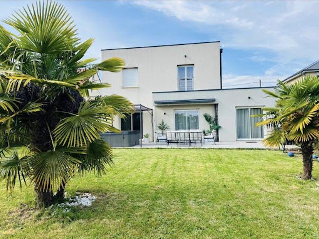 Villa vente à Clos de l'Eglise, Semoy