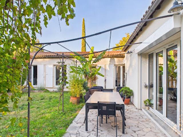 Villa vente à France métropolitaine, Garons