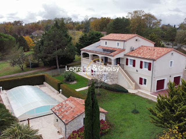 Villa vente à Villeneuve-sur-Lot, Hautefage-la-tour