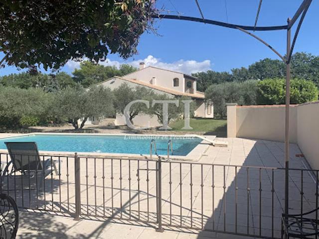 Villa vente à France métropolitaine, Le Barroux