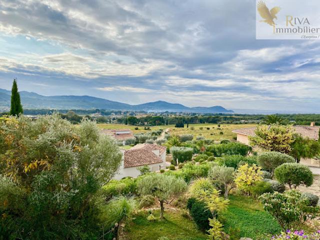 Villa vente à Arrondissement de Toulon, Le Castellet