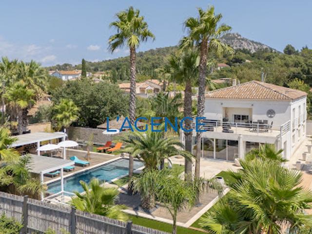 Villa vente à Arrondissement de Toulon, La Crau