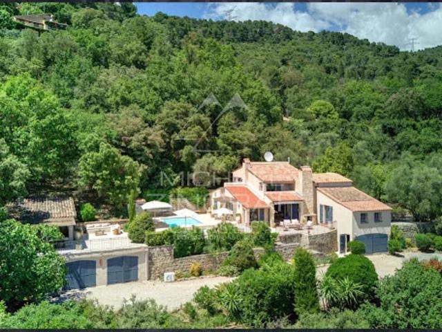 Villa vente à Grasse, Saint-cézaire-sur-siagne