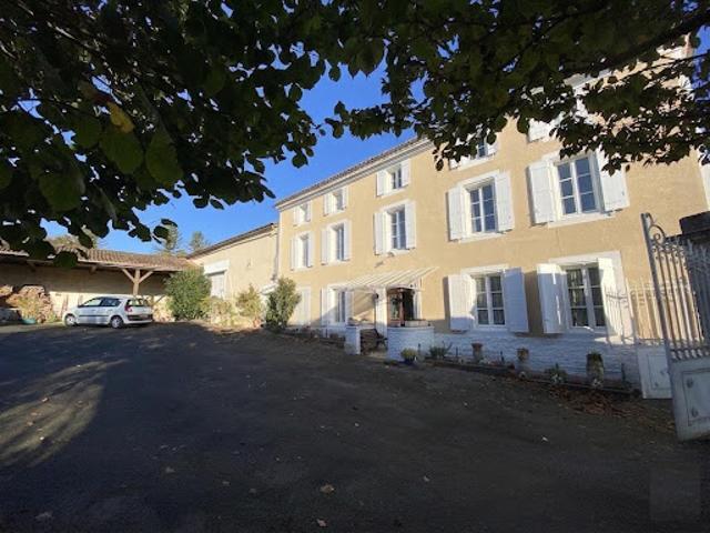 Villa vente à Confolens, Vars