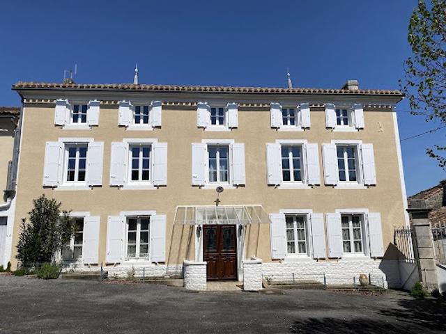 Villa vente à Vars, La Boixe