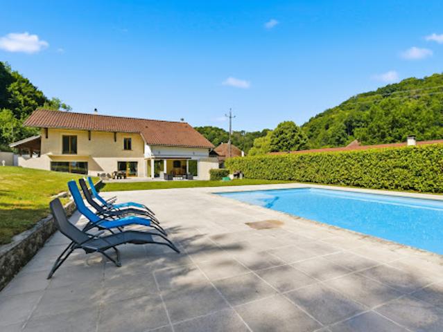 Villa vente à La Tour-du-Pin, Saint-geoire-en-valdaine