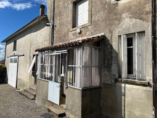 Villa vente à Confolens, Brigueuil