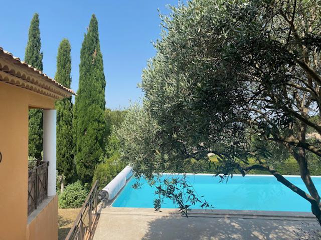 Villa vente à Carpentras, Pernes-les-fontaines