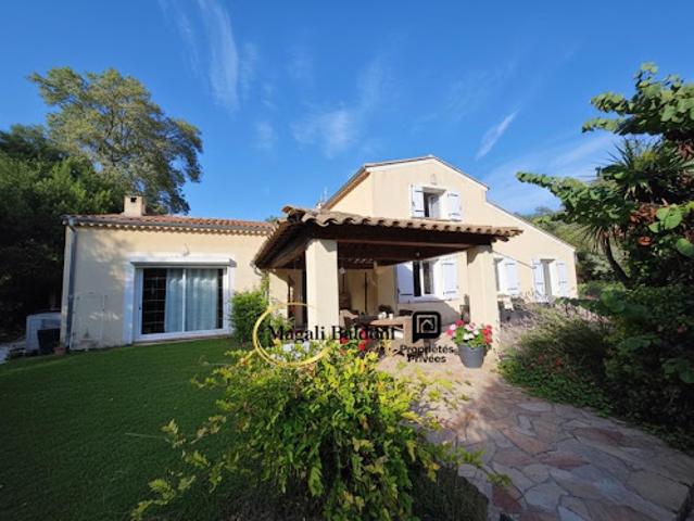 Villa vente à Font Couverte, Bagnols-en-Forêt