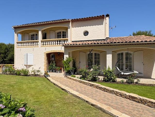 Villa vente à Aix-en-Provence, Les Pennes-mirabeau