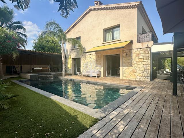Villa vente à Sanary-sur-mer, Beaucours