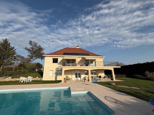 Villa vente à Creuzier-le-Vieux, Allier