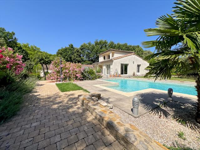 Villa vente à Nîmes, Arpaillargues-et-aureillac