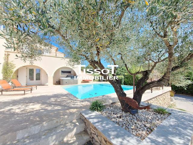 Villa vente à France métropolitaine, Nîmes