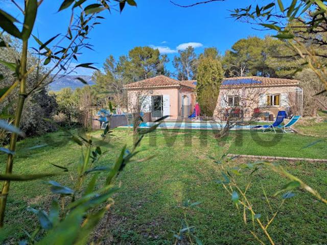 Villa vente à Cuges-les-pins Villa vente à Cuges-les-pins