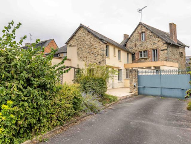 Villa vente à Le Haut Goué, Bais