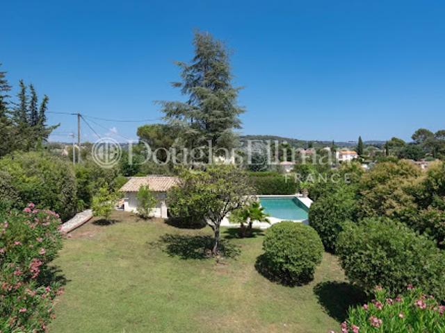 Villa vente à Grasse, La Roquette-sur-siagne