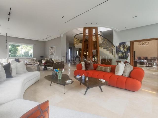 Villa vente à Anfa, Gharb-Chrarda-Beni Hssen