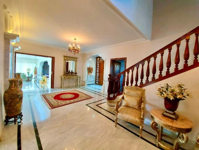 Villa vente à Anfa, Gharb-Chrarda-Beni Hssen