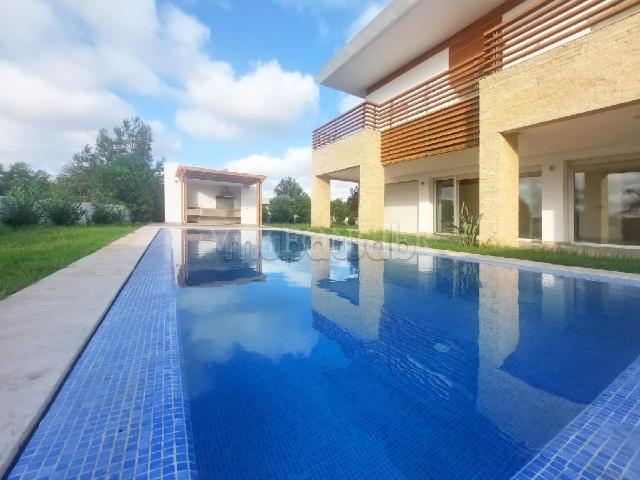 Villa vente à Bouskoura, Gharb-Chrarda-Beni Hssen
