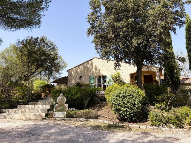 Maison vente à Aix-en-Provence, Jouques