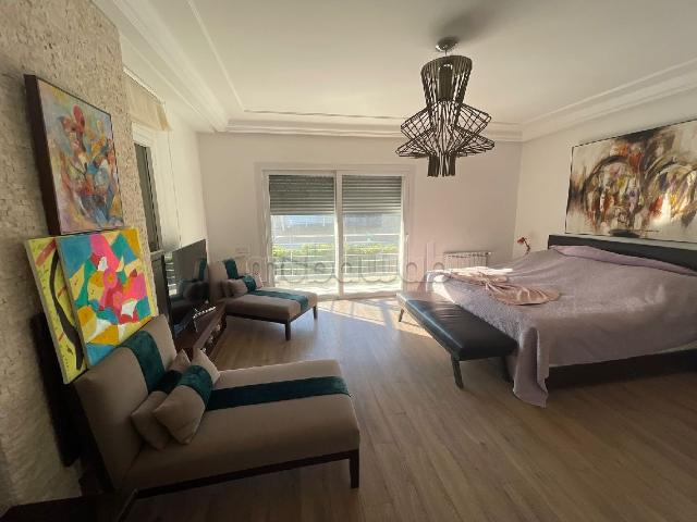 Villa vente à Bouskoura, Gharb-Chrarda-Beni Hssen