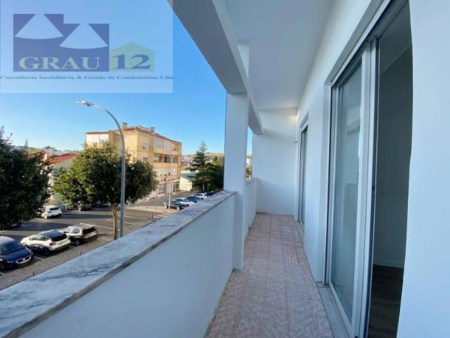 Apartamento venda em Reboleira, Amadora