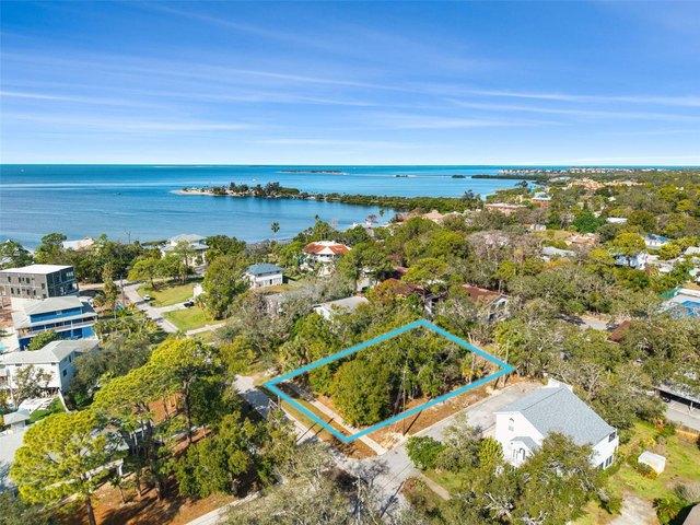 Land for sale in Tarpon Springs, Florida