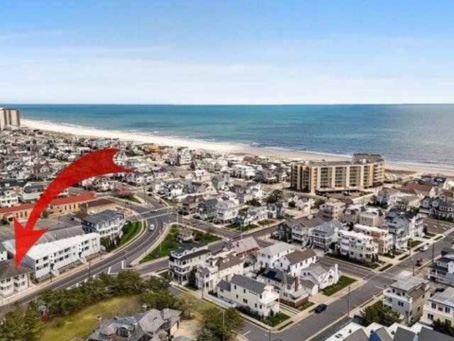 Condo for sale in Longport