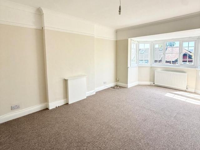 Apartment for rent in London Borough of Barking and Dagenham, Greater London