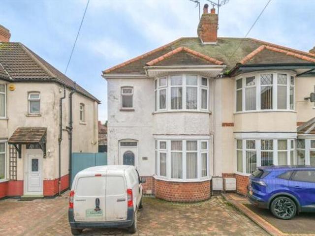 House for sale in Camp Hill, Warwickshire